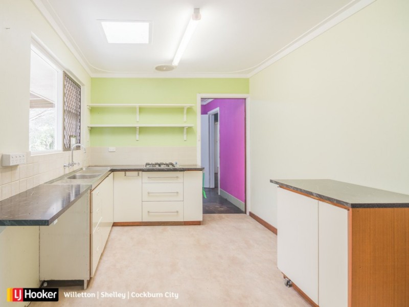 40 Spring Road, Thornlie WA 6108
