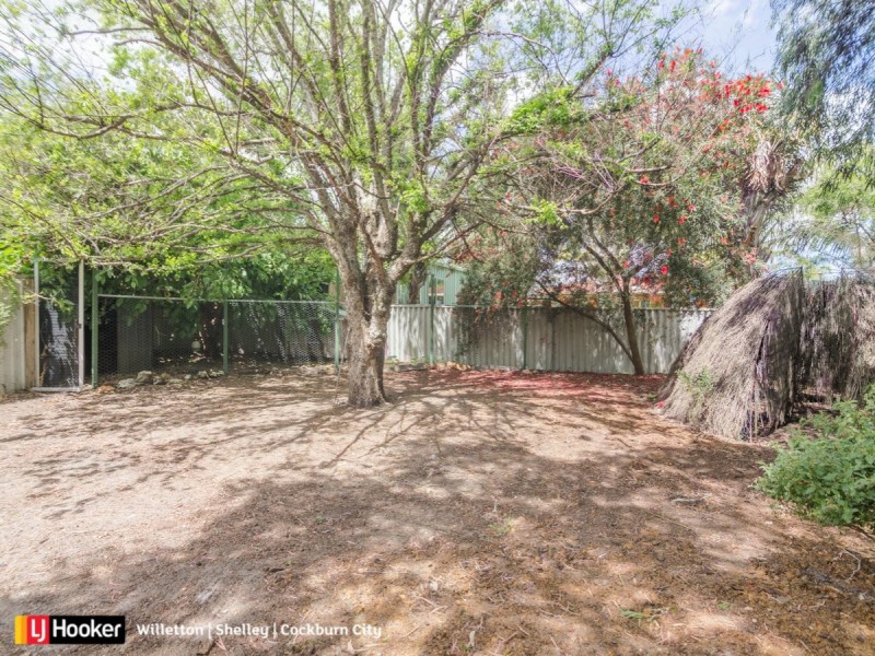 40 Spring Road, Thornlie WA 6108