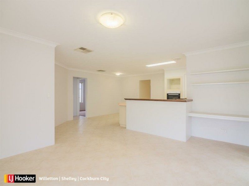 165 Elderberry Drive, South Lake WA 6164