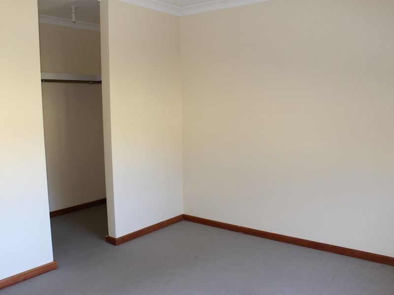 16 Quenda Drive, Canning Vale WA 6155