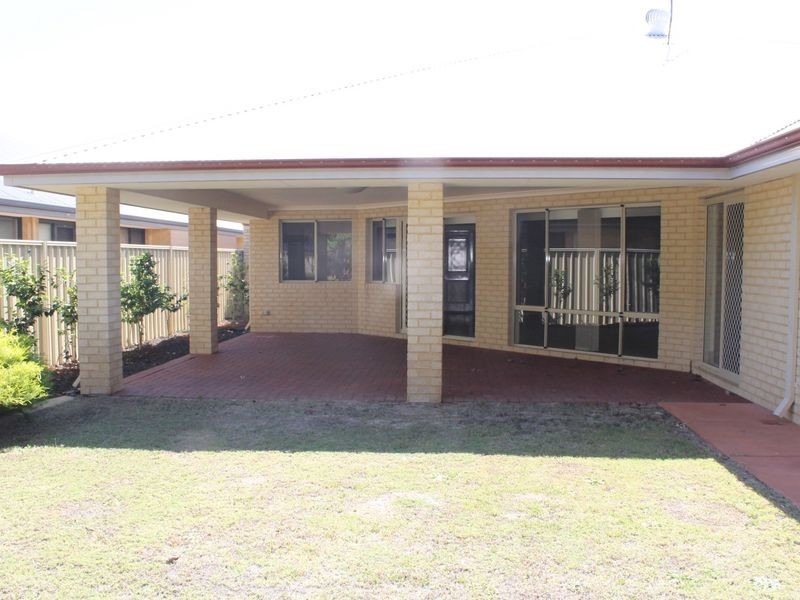 16 Quenda Drive, Canning Vale WA 6155