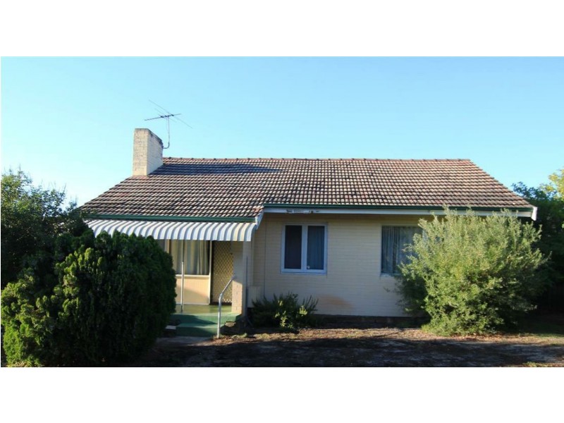 6 Holford Way, Wilson WA 6107