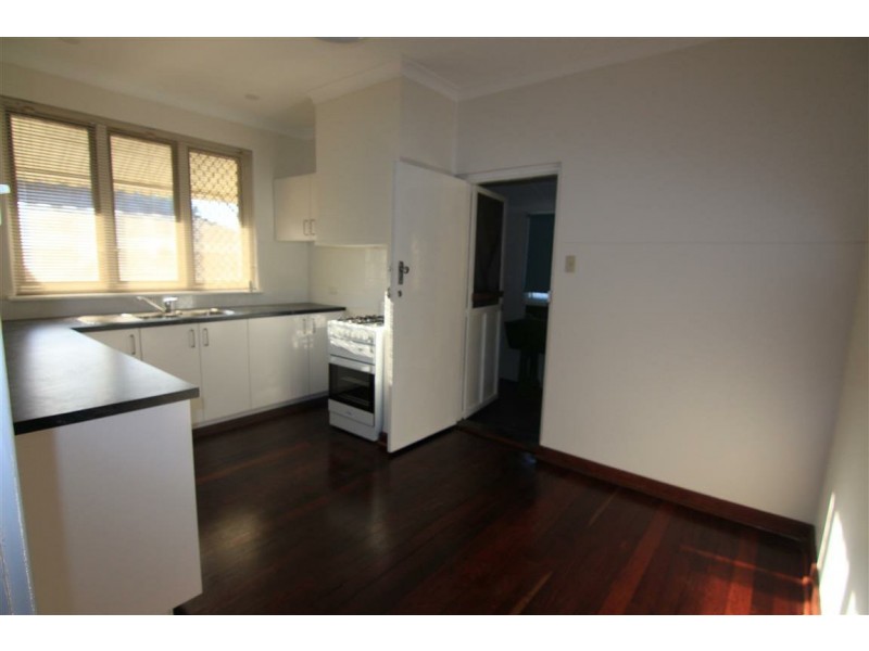 6 Holford Way, Wilson WA 6107