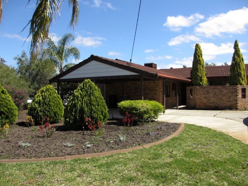 11 Fabian Close, Willetton WA 6155