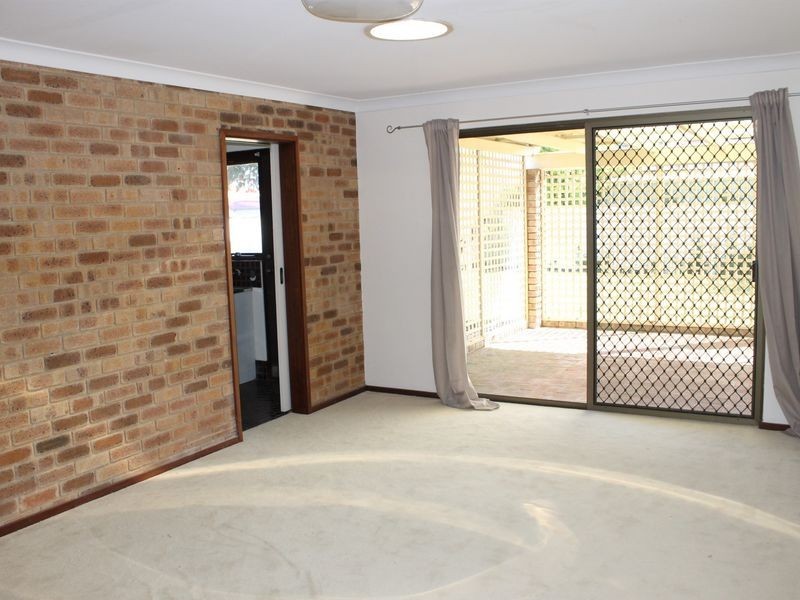 11 Fabian Close, Willetton WA 6155