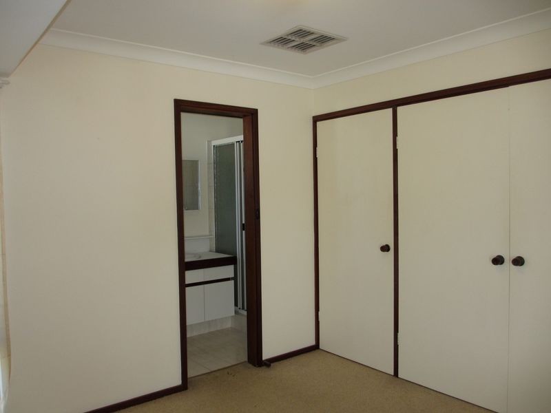 11 Fabian Close, Willetton WA 6155