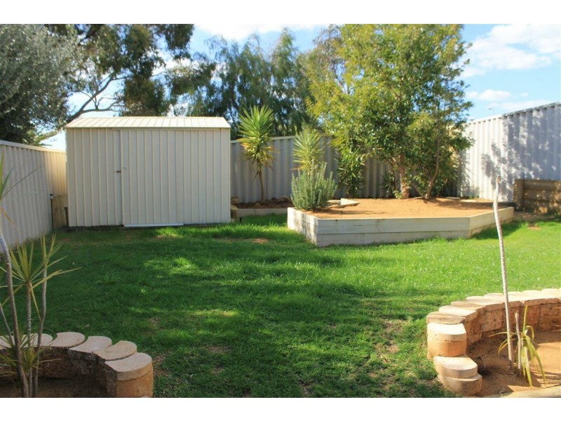 22E Erpingham Road, Hamilton Hill WA 6163