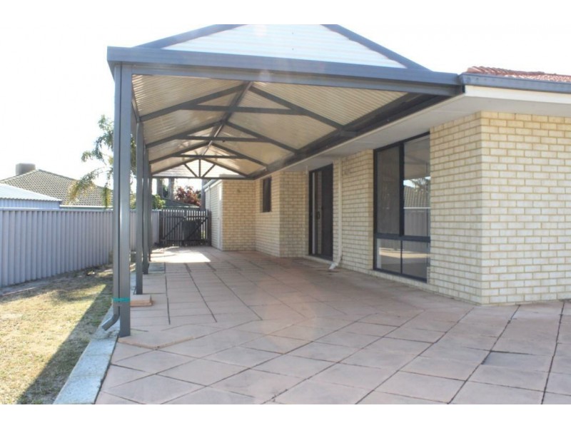 8 Ellery Court, Success WA 6164