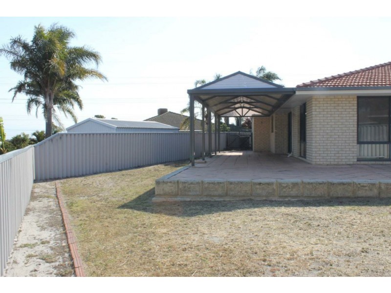 8 Ellery Court, Success WA 6164