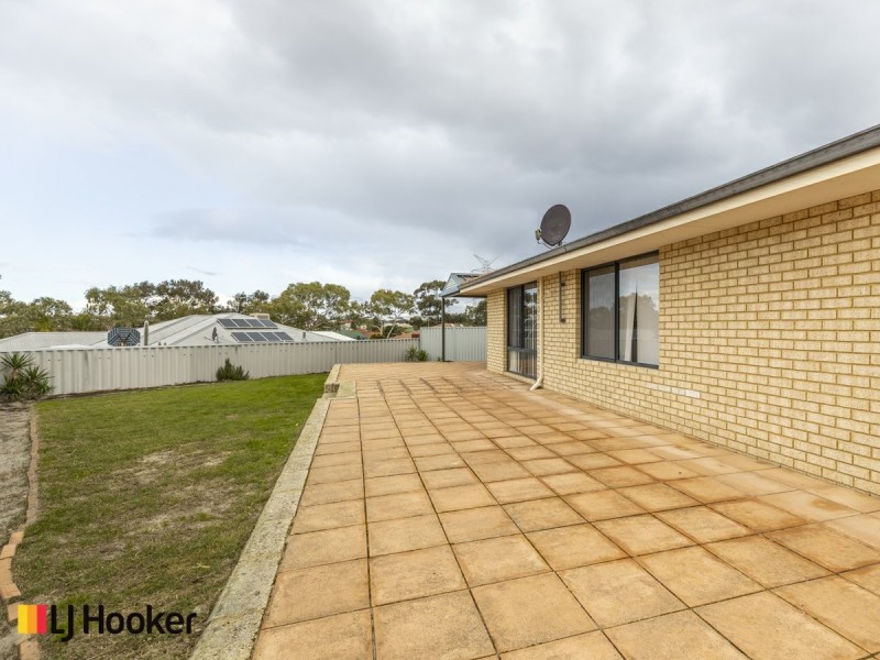 8 Ellery Court, Success WA 6164