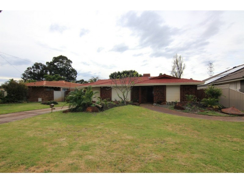 6 Robbins Place, Shelley WA 6148