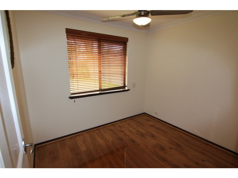 6 Robbins Place, Shelley WA 6148