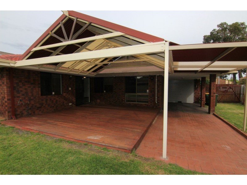 6 Robbins Place, Shelley WA 6148