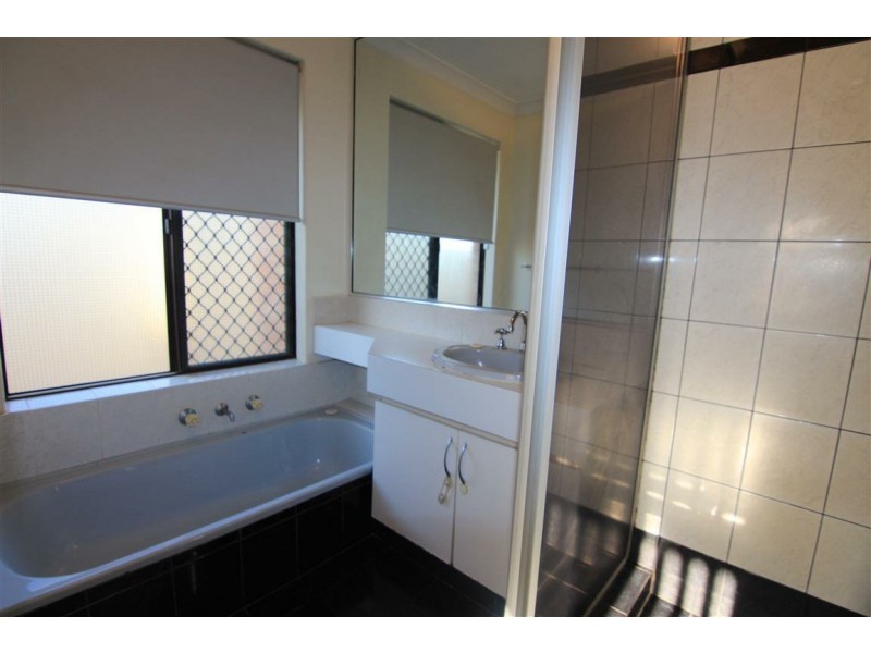 4 Woodbridge Mews, Beldon WA 6027