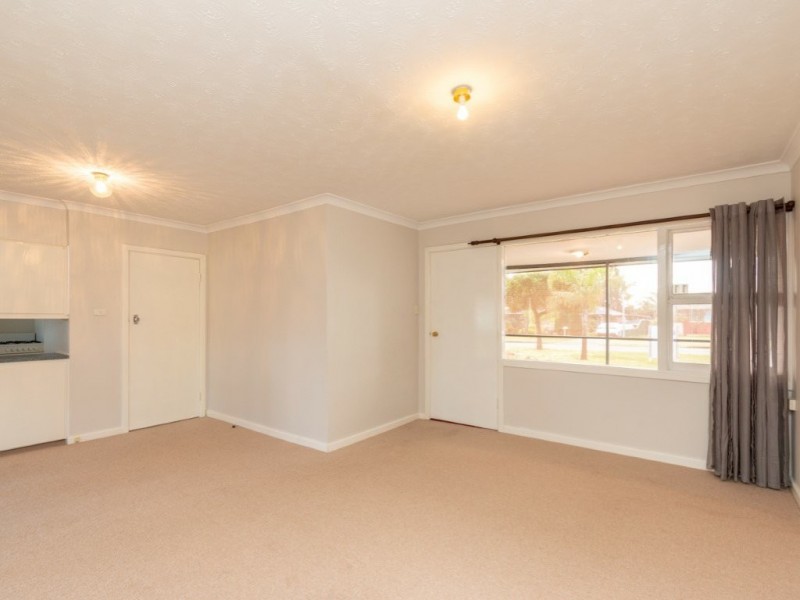 11 Simons Way, Langford WA 6147