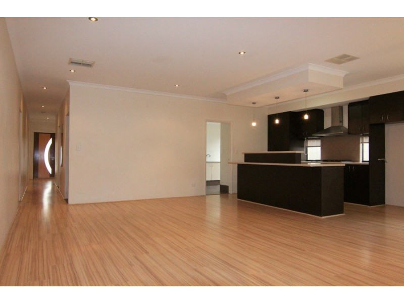 15 London Link, Aubin Grove WA 6164