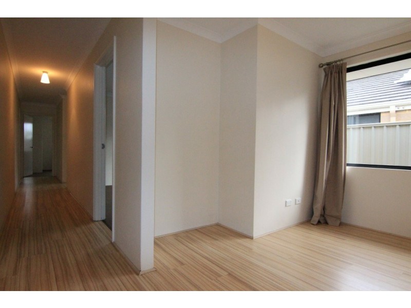 15 London Link, Aubin Grove WA 6164