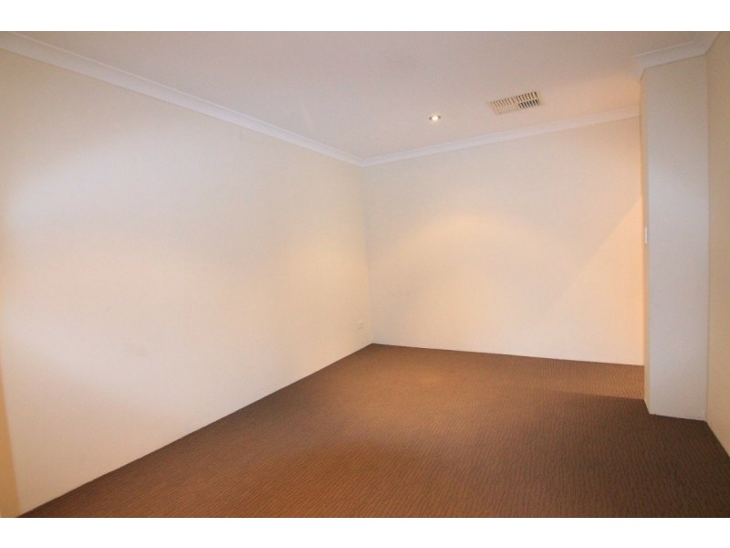 15 London Link, Aubin Grove WA 6164