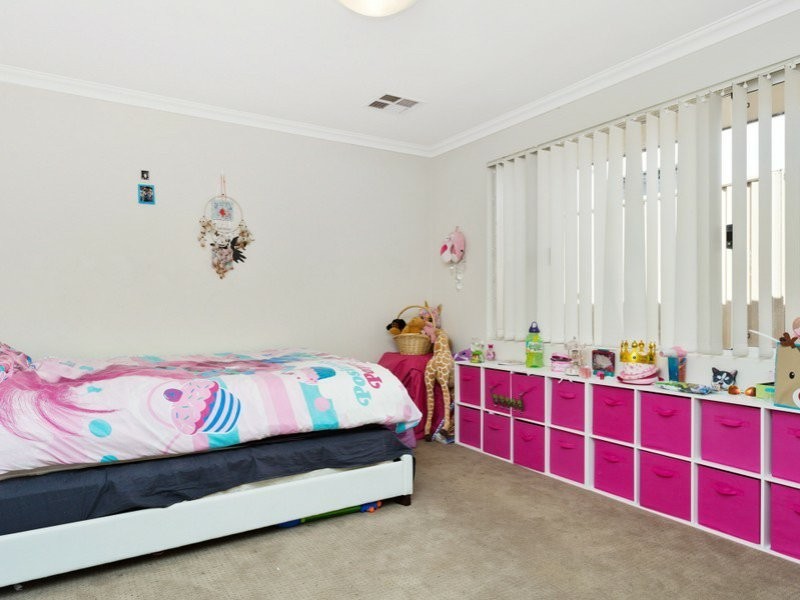 15 Shrike Lane, Beeliar WA 6164