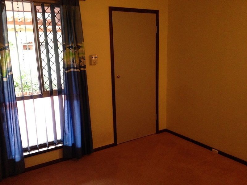 34 Almond Way, Forrestfield WA 6058