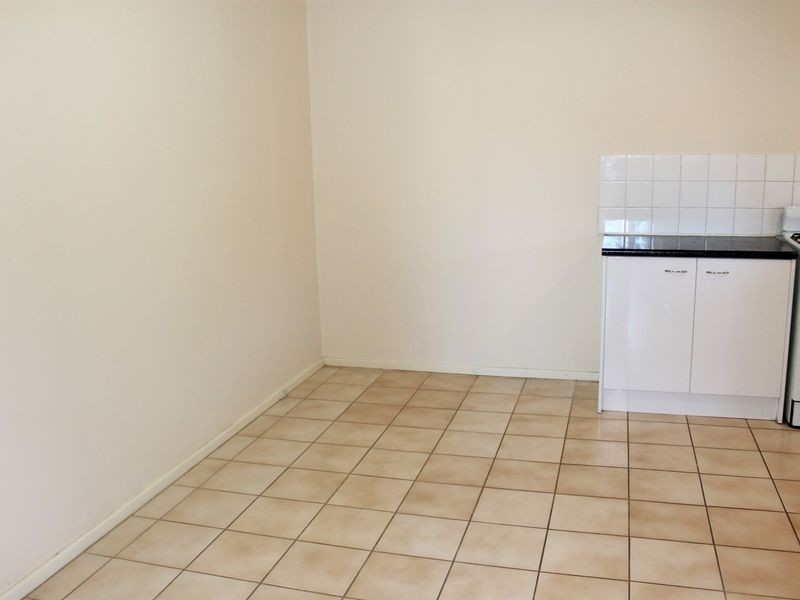 264b High Road, Riverton WA 6148