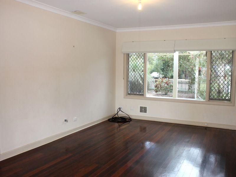 3b Oswald Street, Coolbellup WA 6163