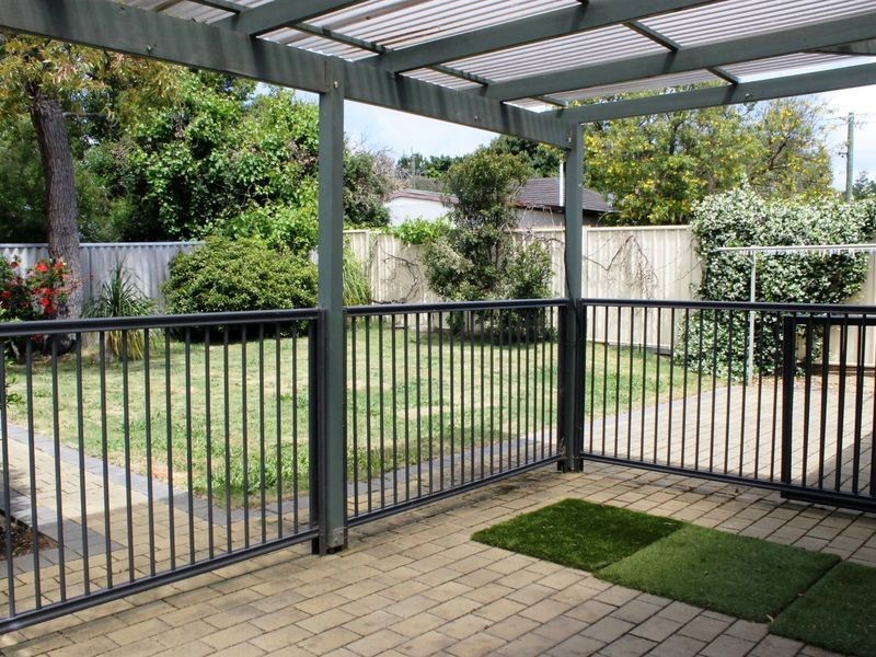 3b Oswald Street, Coolbellup WA 6163