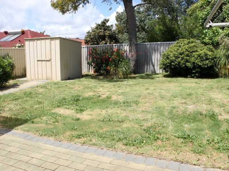 3b Oswald Street, Coolbellup WA 6163