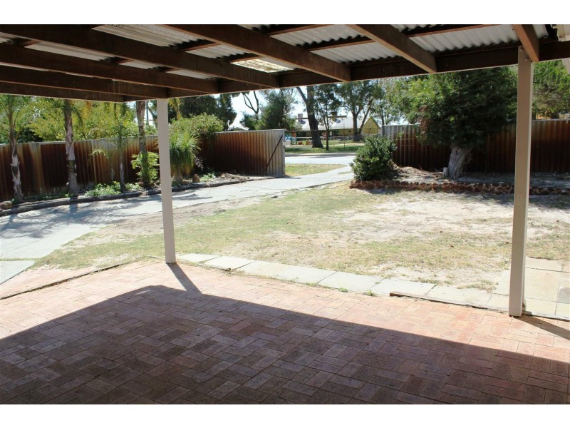 21 Brookman Avenue, Langford WA 6147