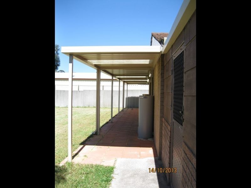 11 Matthew Way, Thornlie WA 6108