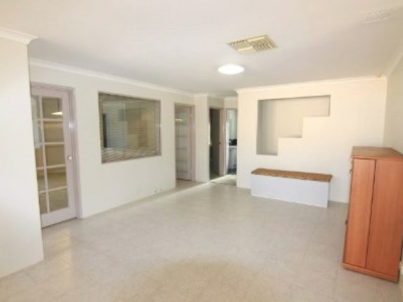 23 Sandover Crescent, Winthrop WA 6150