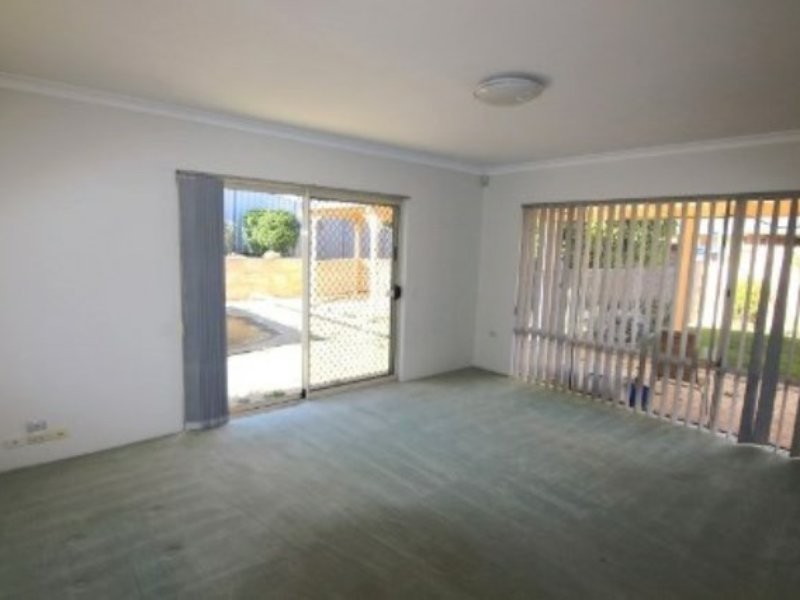 23 Sandover Crescent, Winthrop WA 6150