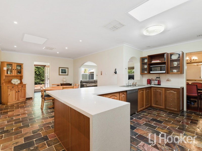 133 Burrendah Boulevard, Willetton WA 6155