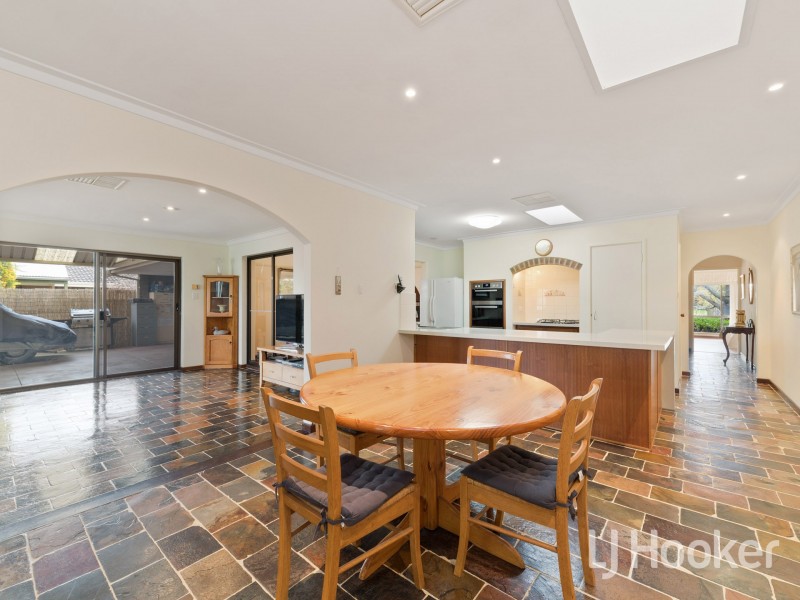 133 Burrendah Boulevard, Willetton WA 6155