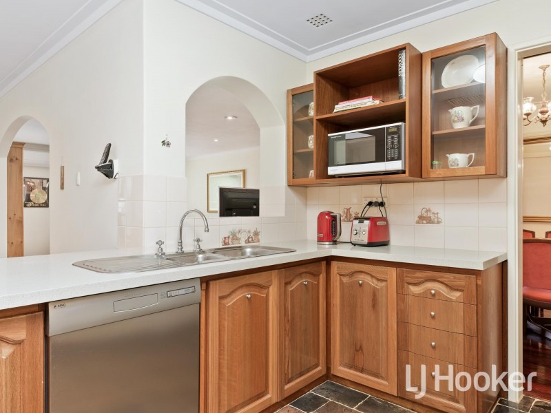 133 Burrendah Boulevard, Willetton WA 6155