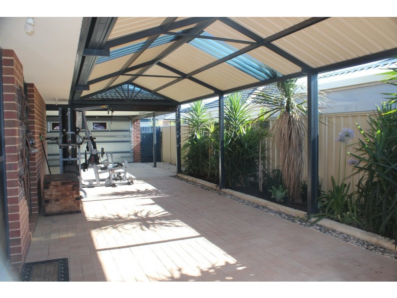 74 Cheltenham Loop, Bertram WA 6167