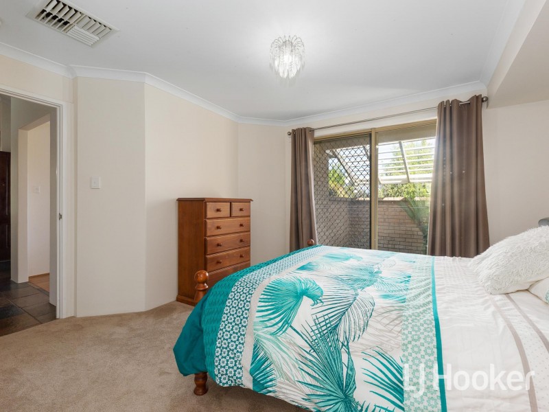10 Bluebell Way, Bibra Lake WA 6163