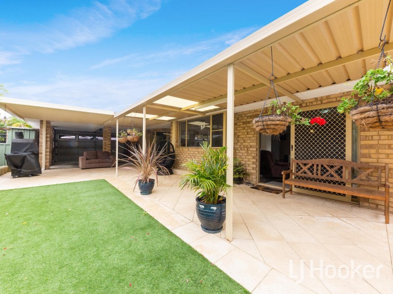 10 Bluebell Way, Bibra Lake WA 6163