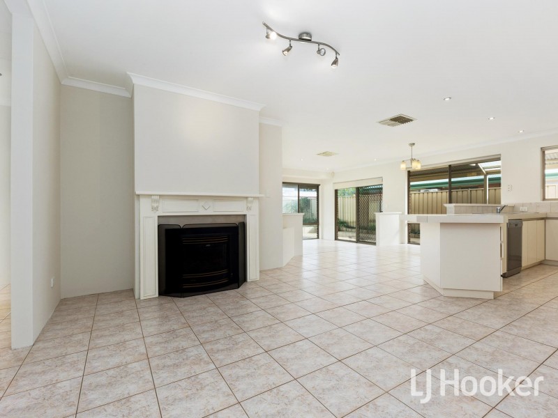 36 Hawkesbury Retreat, Atwell WA 6164