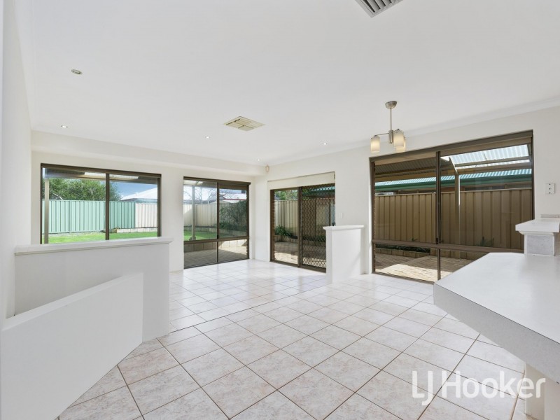 36 Hawkesbury Retreat, Atwell WA 6164
