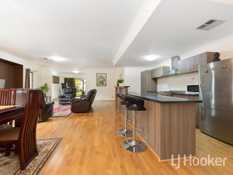 16 Global Avenue, Harrisdale WA 6112