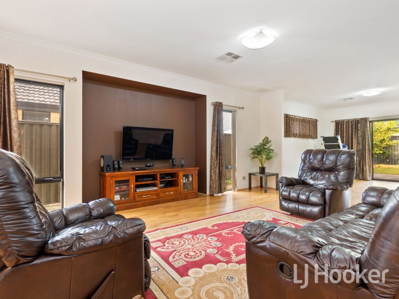 16 Global Avenue, Harrisdale WA 6112