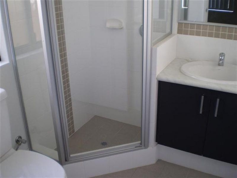 4/33 Banyard  Avenue, Kelmscott WA 6111