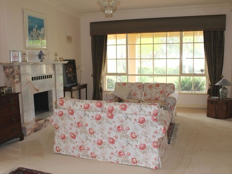 265 Riverton Drive, Shelley WA 6148