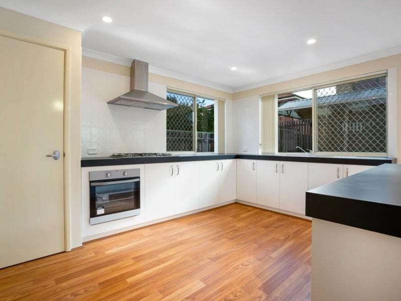 11 Japonica Way, Murdoch WA 6150