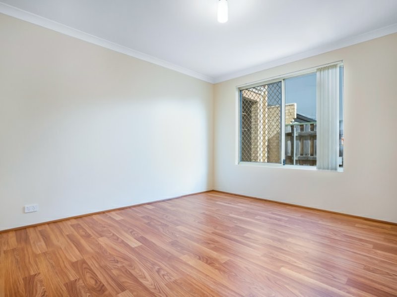 11 Japonica Way, Murdoch WA 6150