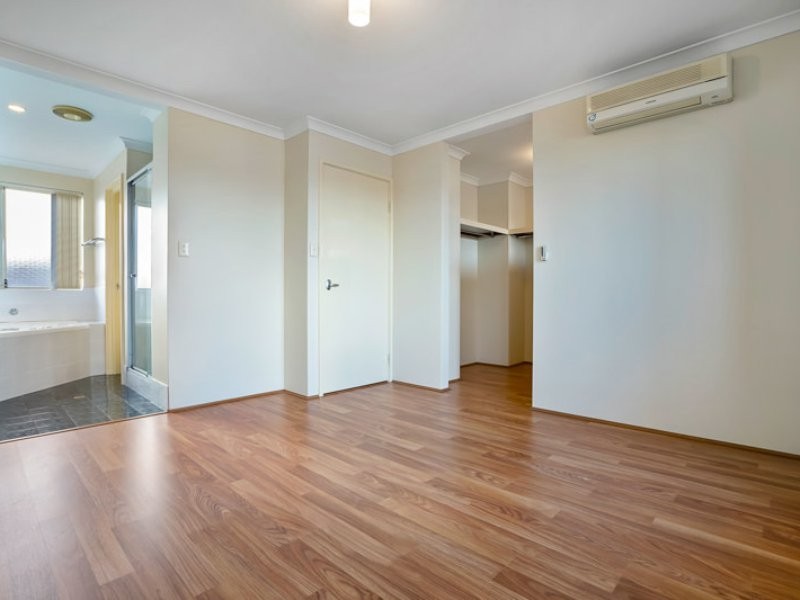 11 Japonica Way, Murdoch WA 6150