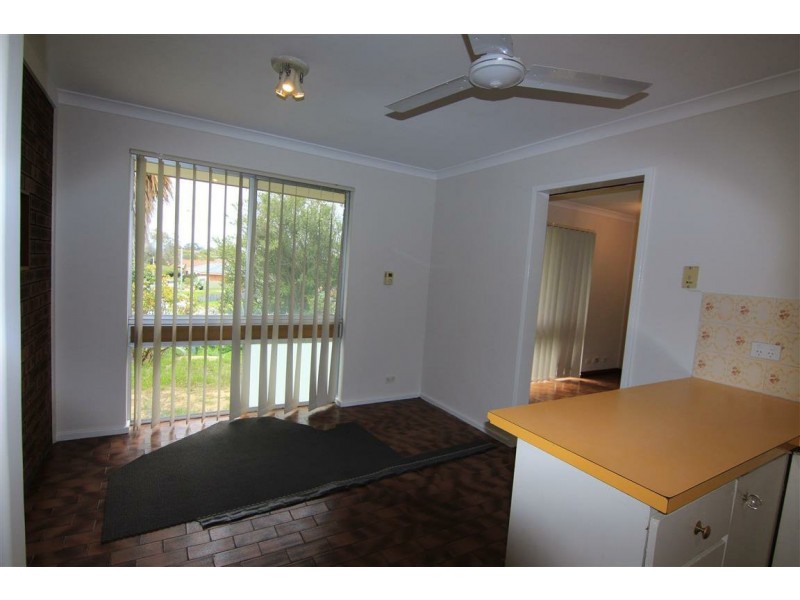 20 Warner Drive, Padbury WA 6025