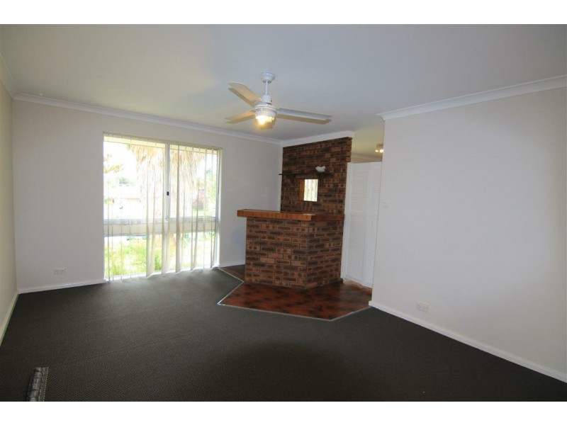 20 Warner Drive, Padbury WA 6025