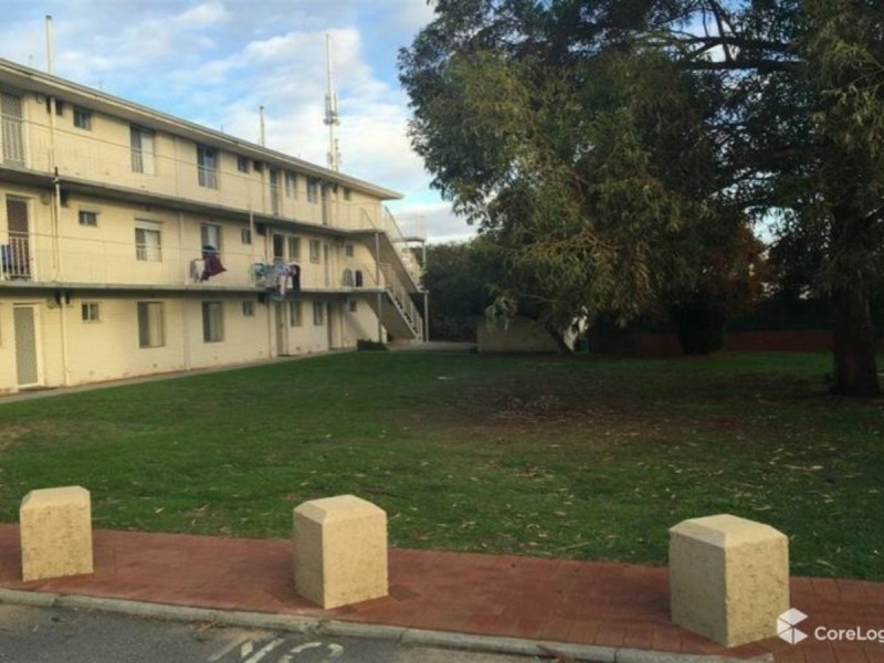 19/3 Burgundy Crescent, Spearwood WA 6163